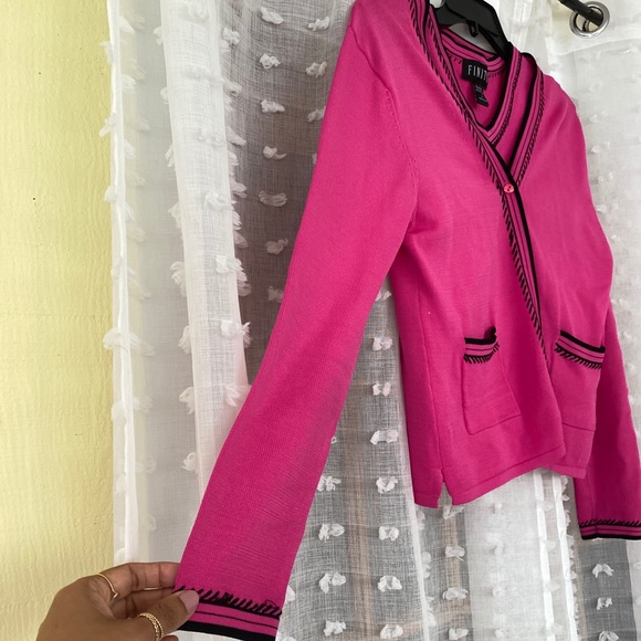 ♥️Beautiful cardigan set♥️ - Picture 3 of 6